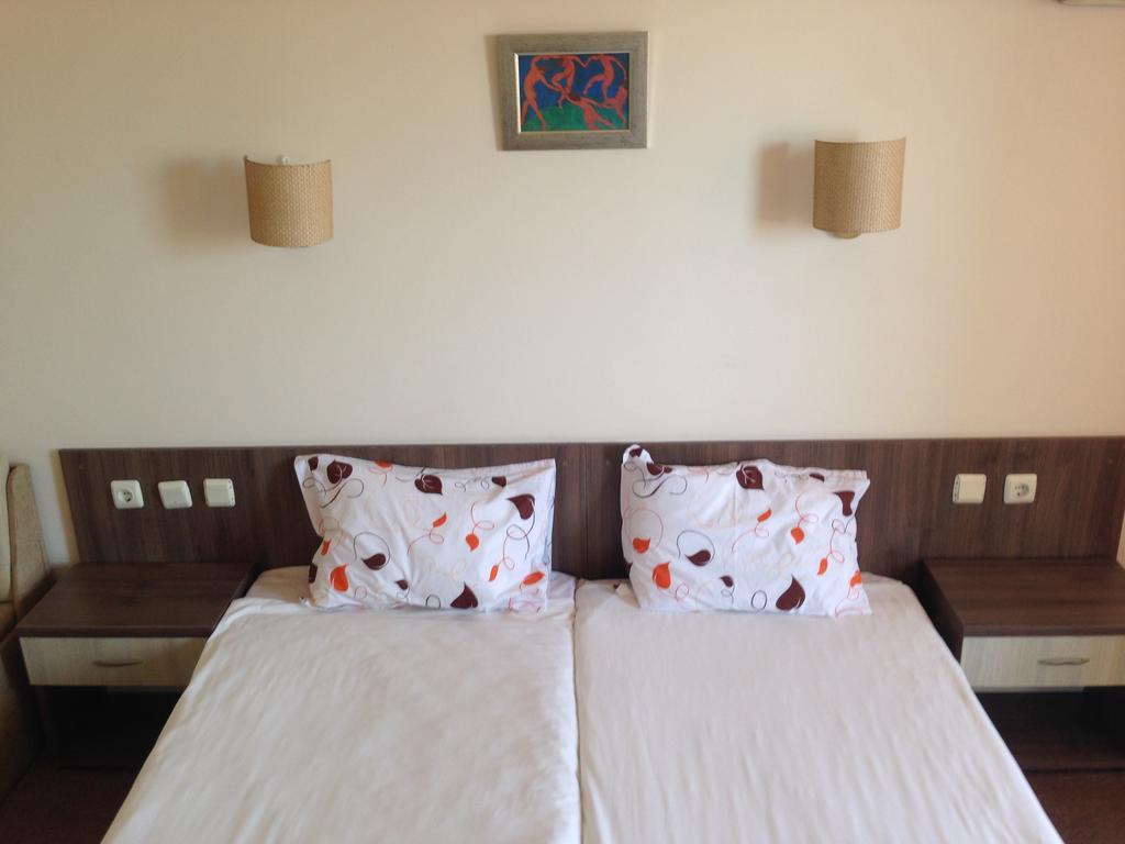 Hotel Laguna Lozenets ภายนอก รูปภาพ